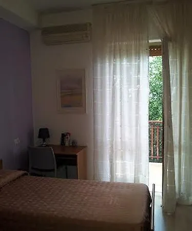Diavin Πανσιόν 2*